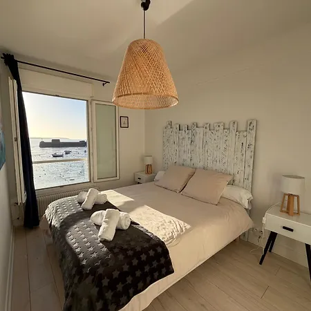 Côté Criée Sur Le Port De Pêche Granville