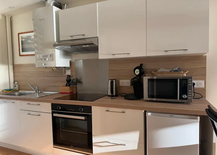 Cote Criee Sur Le Port De Peche Appartement Granville